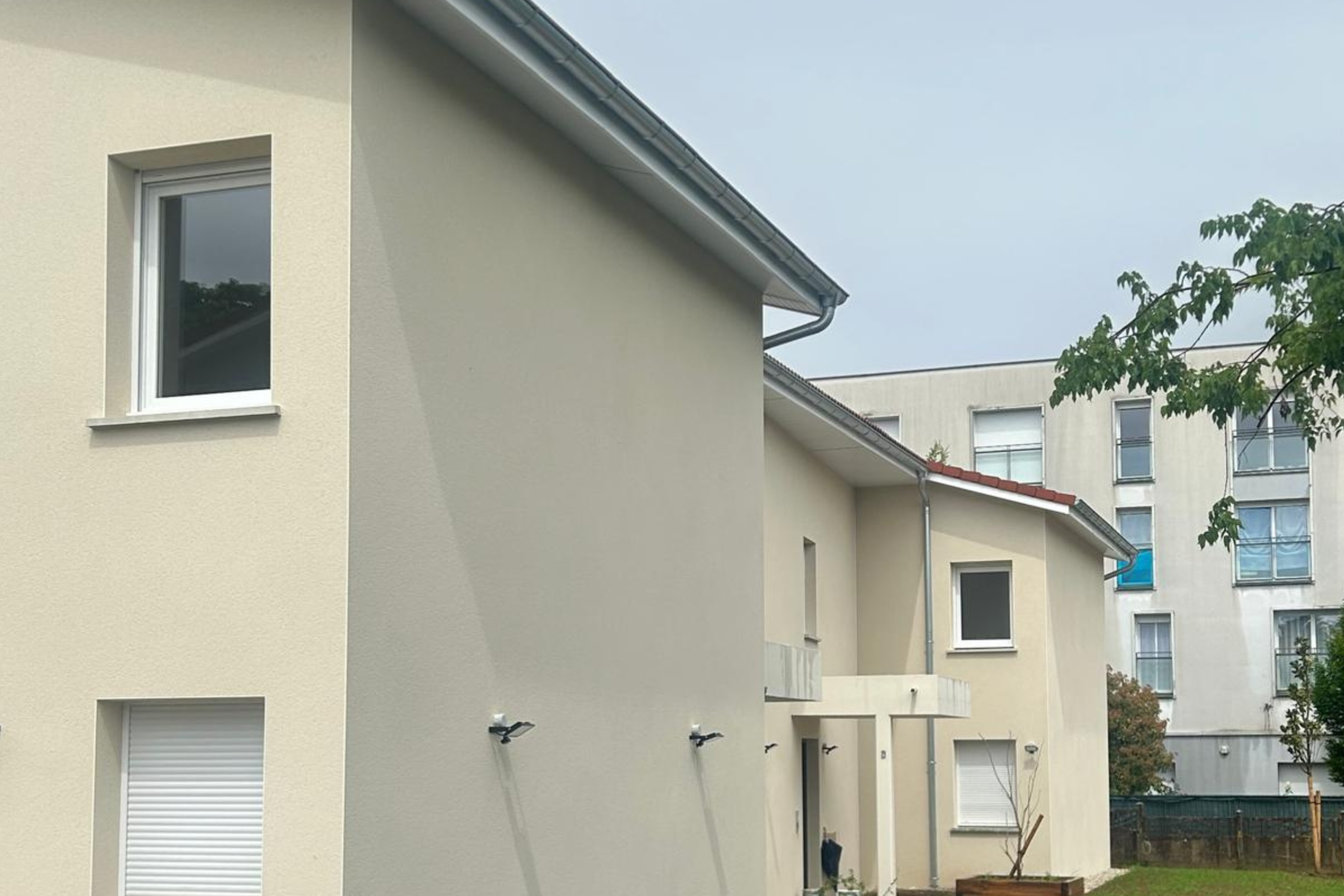Pop & Green, Saint Priest, 78 studios • QUI PLUS EST Architectes (1)