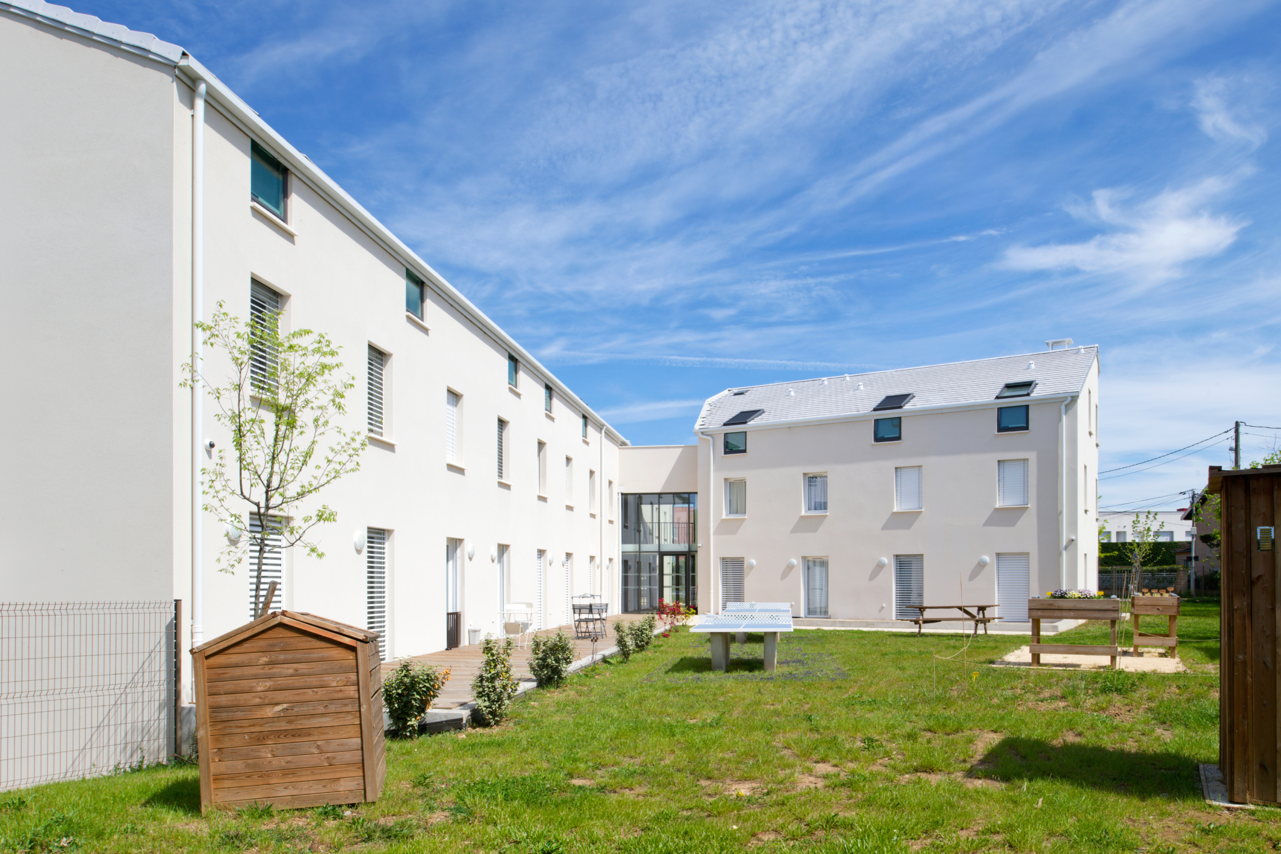Pop & Green, Saint Priest, 78 studios • QUI PLUS EST Architectes (5)